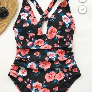 CUPSHE Flashing Spray Print Swimsuit NEVER WORN